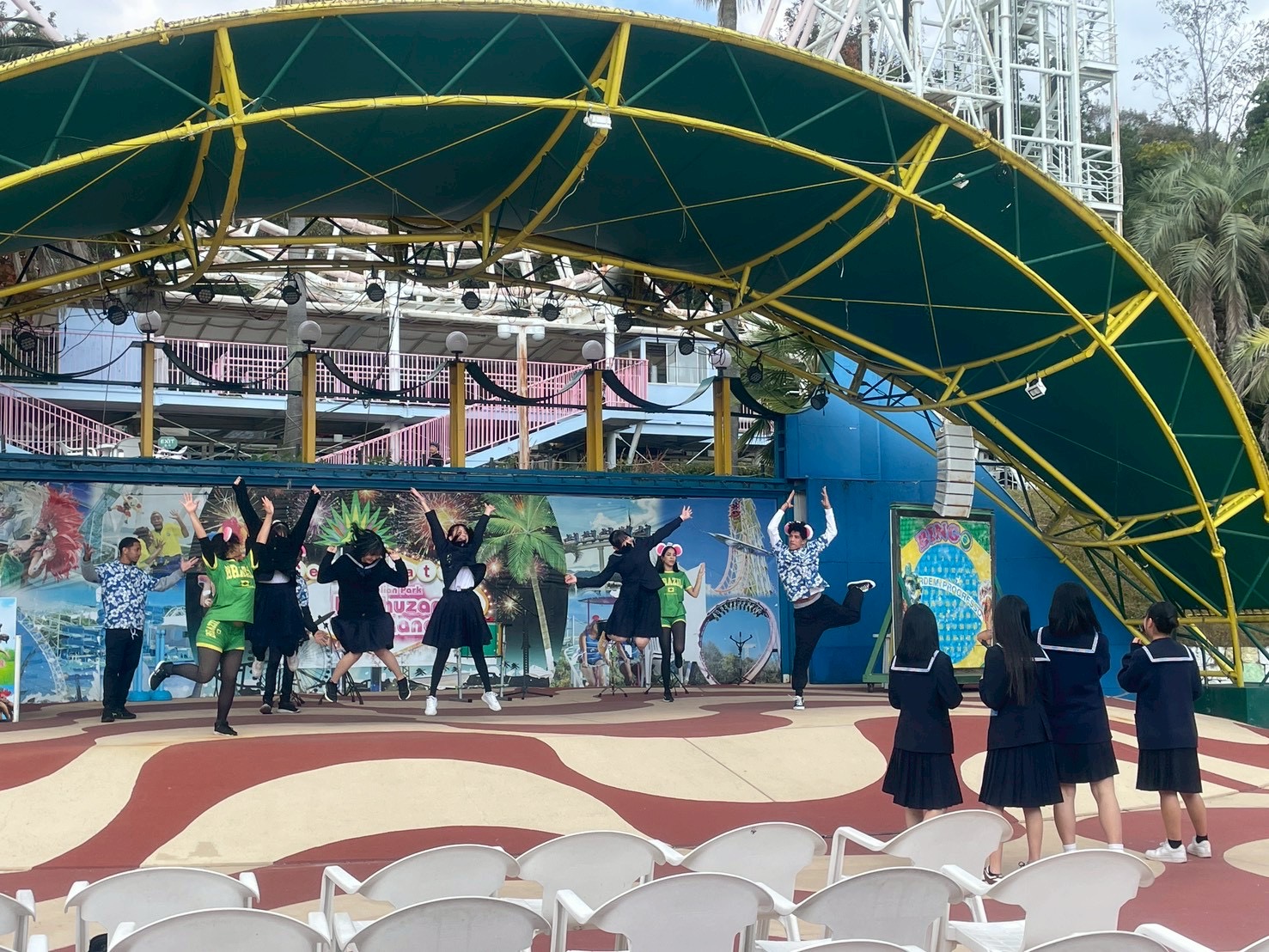 F4D874E5-7A7F-48BE-B3B3-9B3013B72F5A